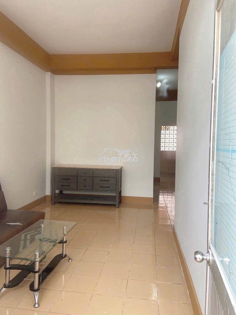 Căn hộ phú mỹ. em gái u50 vay nóng tiệm cầm đồ giá tan nát - 3