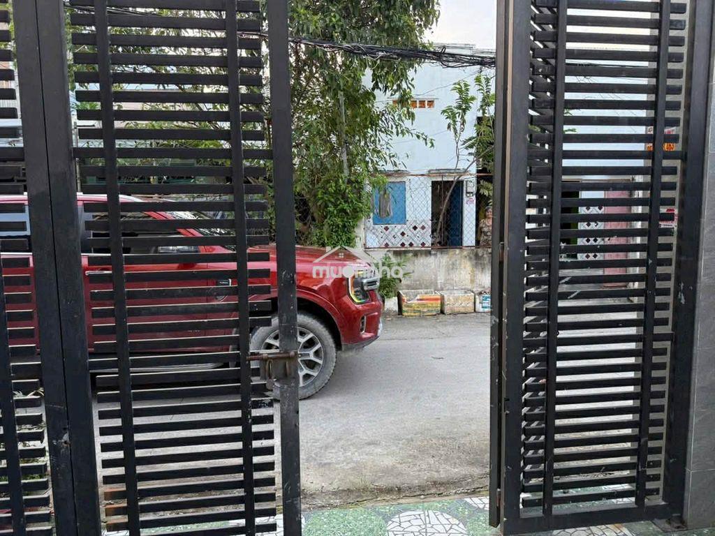 Cho thuê nhà 2 mặt tiền hẻm xem hơi cửa trước và sau thông thoáng - Ảnh 4