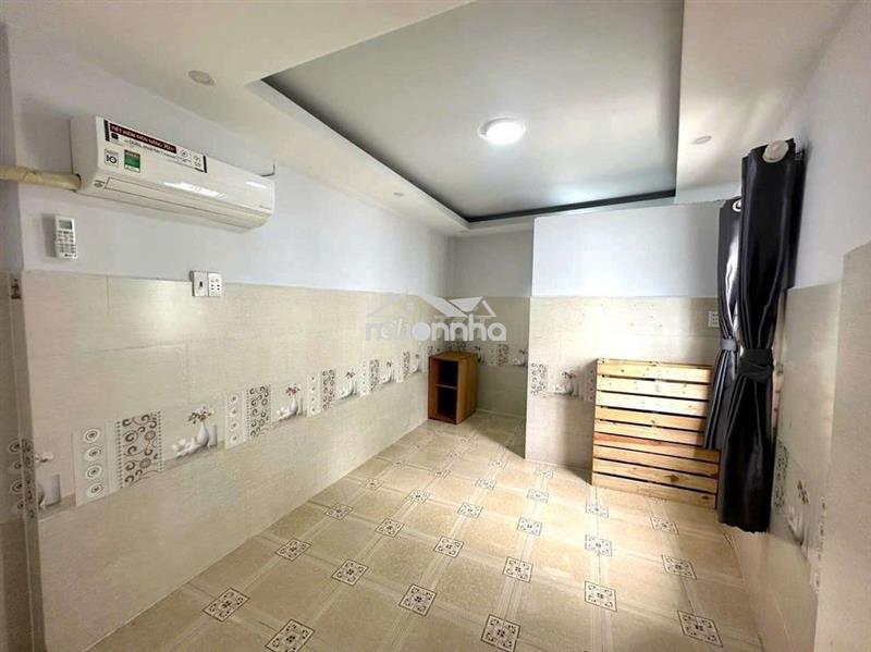 Nhà nc mới tr 2 lầu 2pn 3vs thích quảng đức p4 q,phú nhuận
