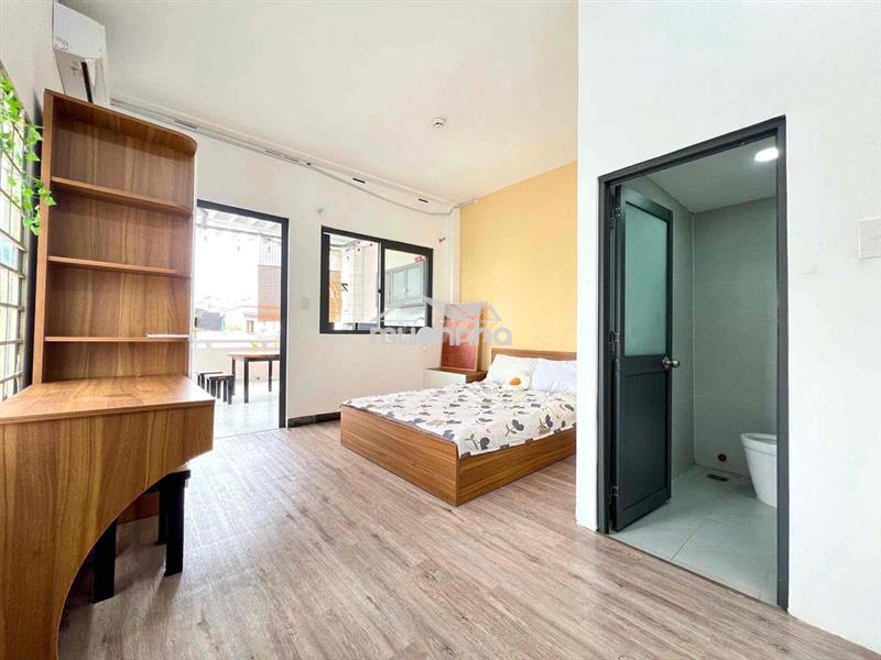 Căn hộ 1pn ban công, máy giặt riêng ngay nguyễn gia trí, sát dh gtvt