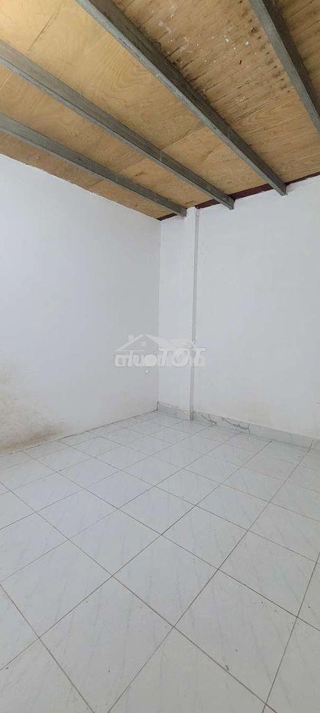 Nhà hẻm ôtô khu vực an ninh dân cư đông đúc gần chợ trường học - 4