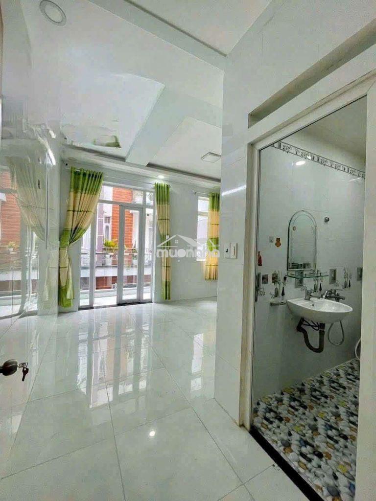 Nhà 5 tầng, 4pn, diện tích lớn, hxh, 15tr - 2