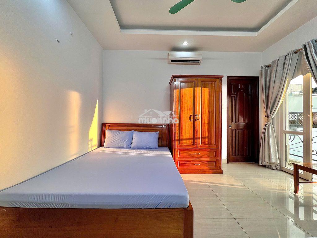 Phòng ban công view siêu đỉnh - cửa sổ - lê văn sỹ - quận 3 - 3