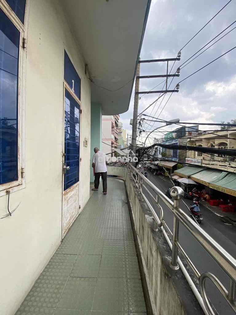 Cho thuê phòng 2,6tr đường bà hom q6 dt 20m2 tầng 1 - 3
