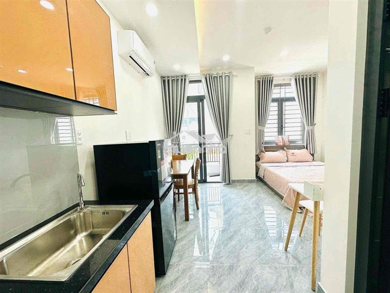 Studio ban công khu cityland