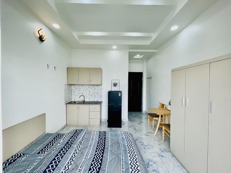Cho thuê phòng studio ban công gần huflit, vaa giá 5tr - 4