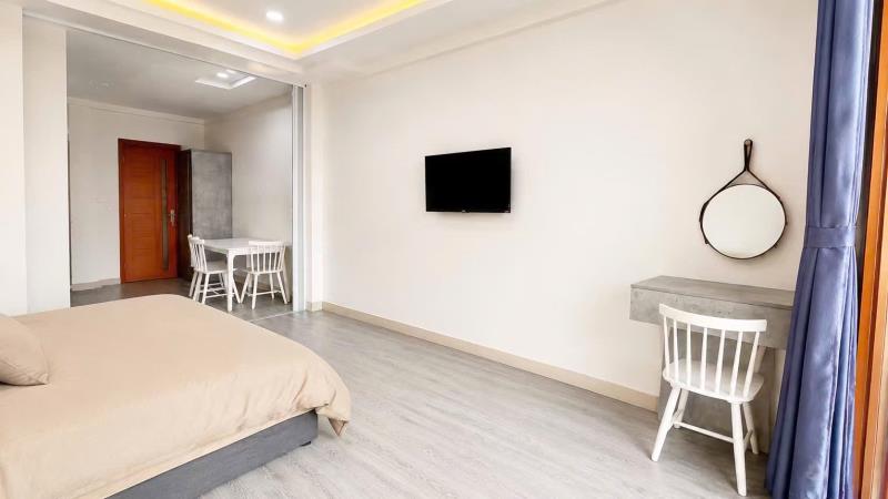 Căn hộ rộng 40m2, ban công ngay ung văn khiêm, bình thạnh gần ngã tư hàng xanh, ftu2, metro - 3