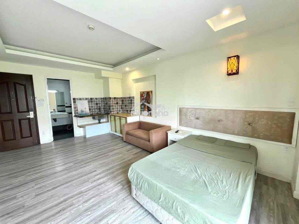 Studio bự rộng rãi ngay emart phan huy ích - 4