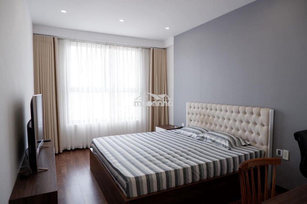 Bán 2 phòng ngủ, 80m2 kingston, 7.1 tỷ, lầu trung - 4