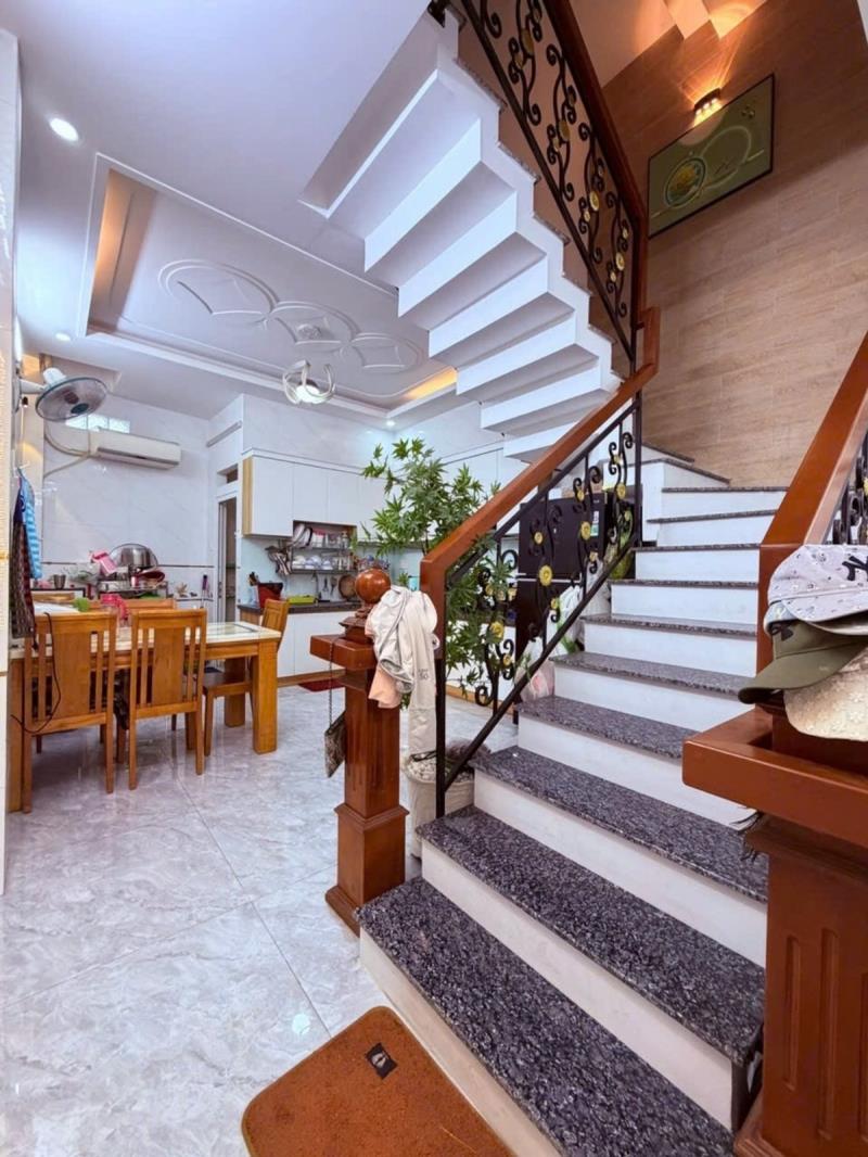 Gáp bán quang trung 4*12.5m sổ hồng riêng, hẽm xe hơi - 3