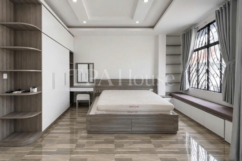 Cho thuê căn ban công lớn, full nội thất (bình thạnh) gần vlu, iuh. - 4