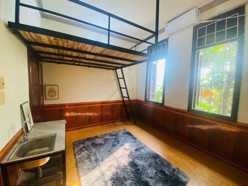 🏡 Phòng trọ có gác – gần đh công thương ❄️ có máy lạnh • 🛗 gác rộng ✨ sạch đẹp, tiện nghi • dọn vào ở ngay 📍 gần đh công thương, thuận tiện đi học & đi làm 💰 giá tốt, phù hợp hssv