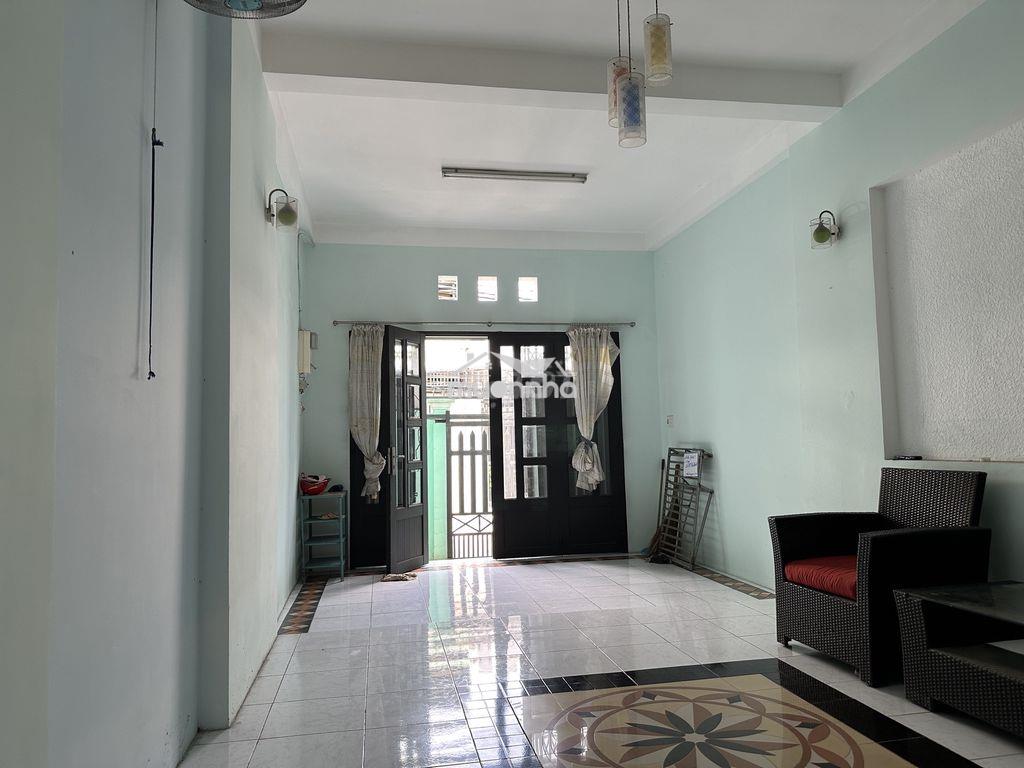 Bán nhà : 4x21m - 01 triệt 3 lầu - rộng rãi, dọn vào ở ngay - 3
