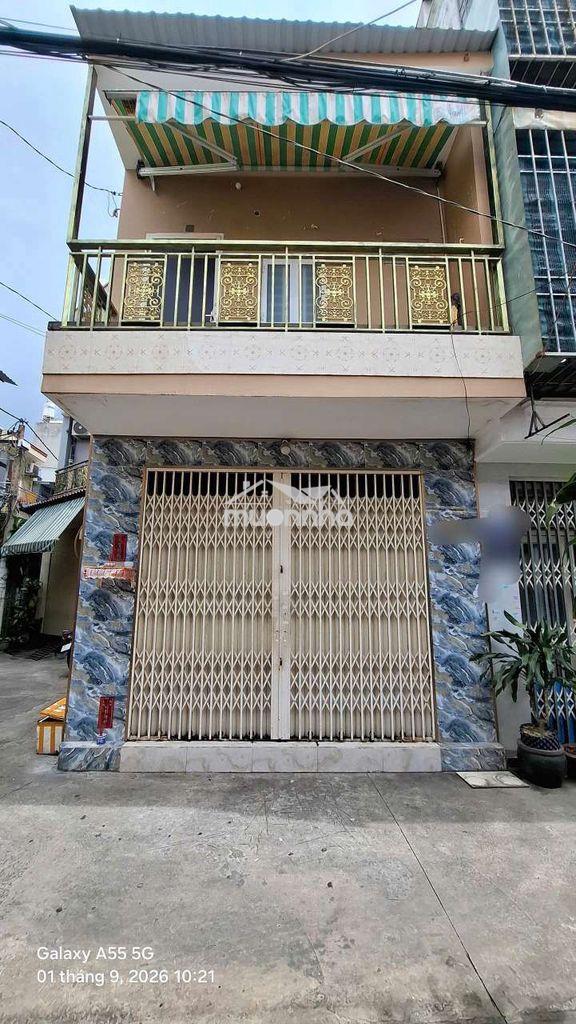 🌹🌹🌹Chính chủ gửi bán nhà sổ hồng vuông vứt