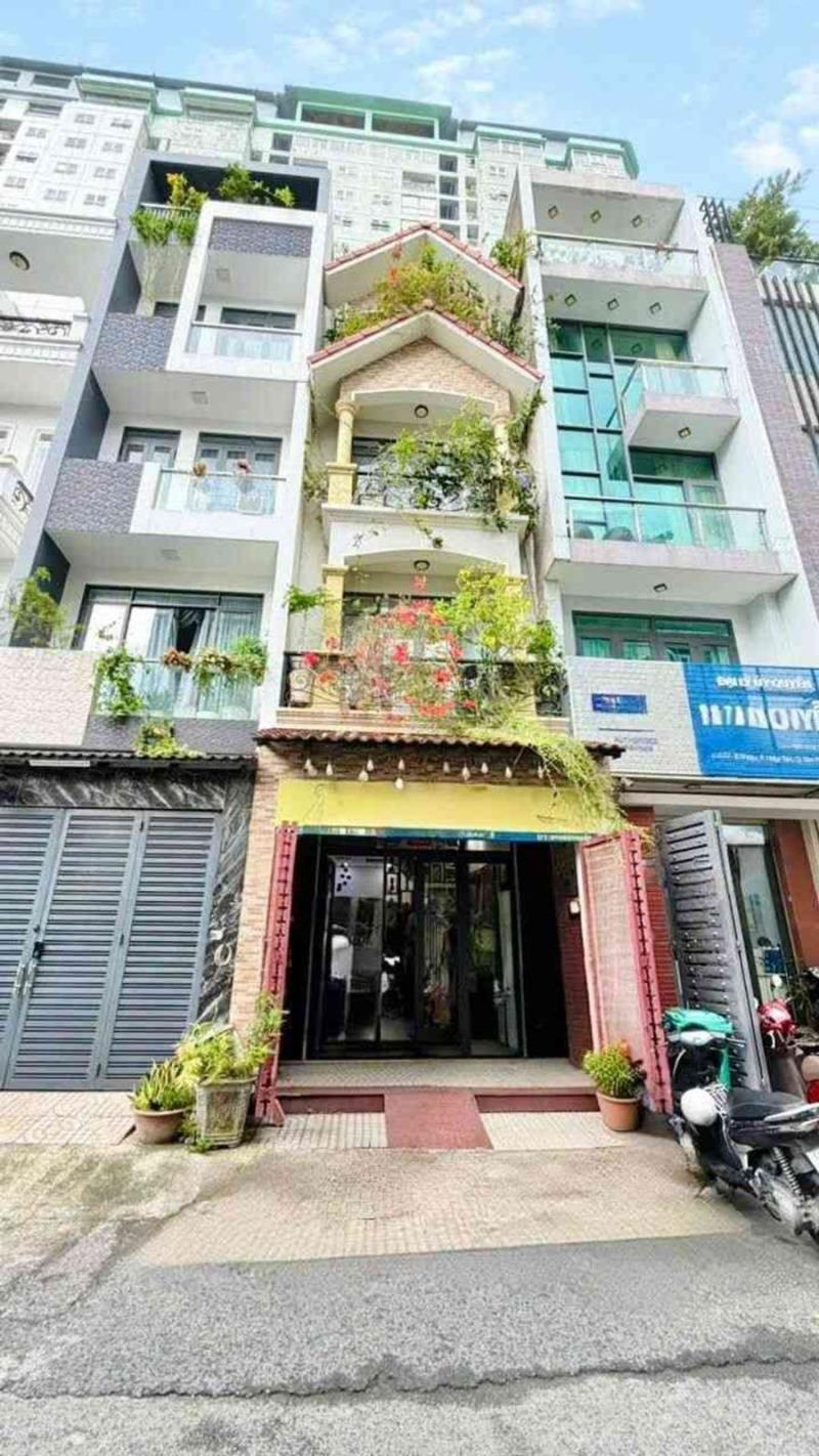 Gần đầm sen - khu phân lô tô hiệu - tân phú - dt: 4*15m - 11 tỷ 2