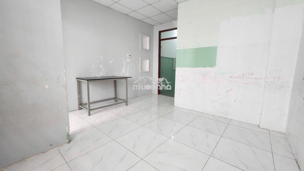 Nhà nguyên căn đường lạc long quân - 6pn 4wc - 4x18m - Ảnh 3