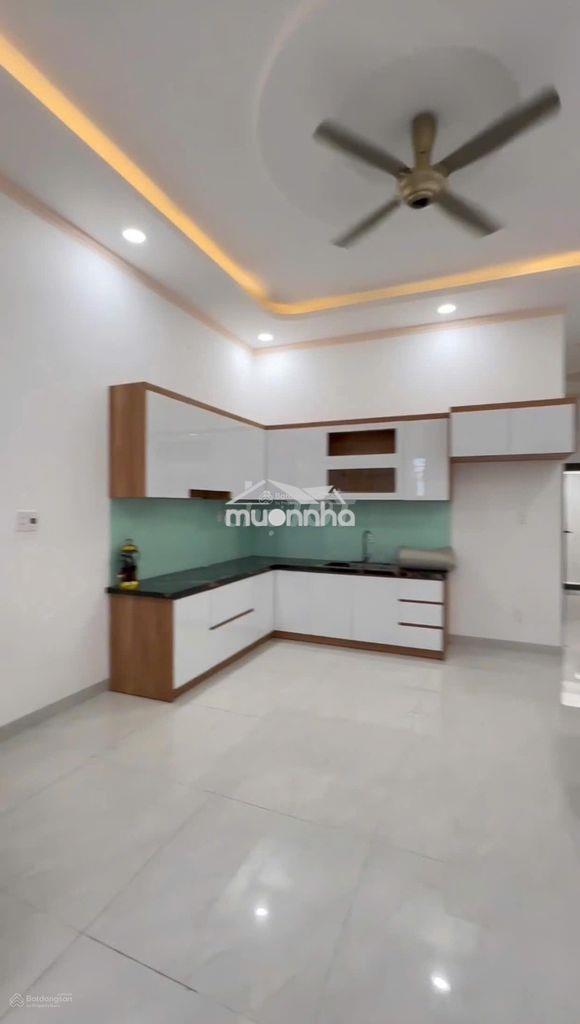 Cho thuê nhà mới 1 trệt 1 lầu,3pn, 100m2 tại phú mỹ, thủ dầu một, 9 tr - Ảnh 2