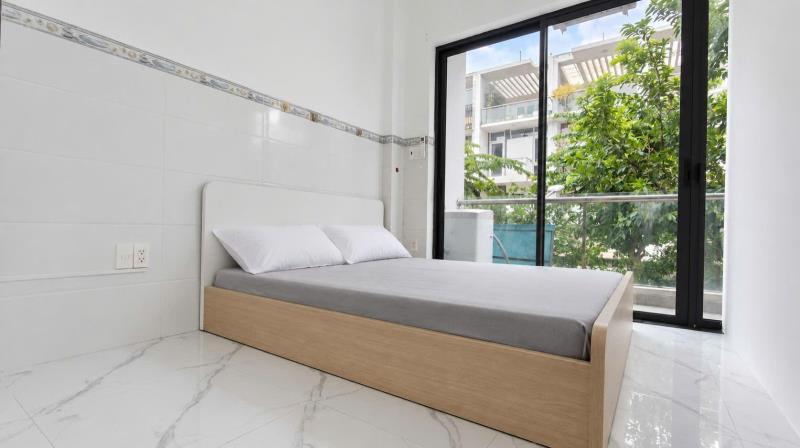 Khai trương căn hộ 2pn ban công - 2 máy lạnh - 2 tủ đồ - 2 giường nệm - máy giặt riêng - ngay đại học văn lang