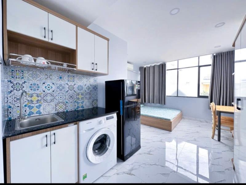 Studio máy giặt riêng gần ngã tư hàng xanh, bạch đằng, vincom nguyễn xí, chợ bà chiểu