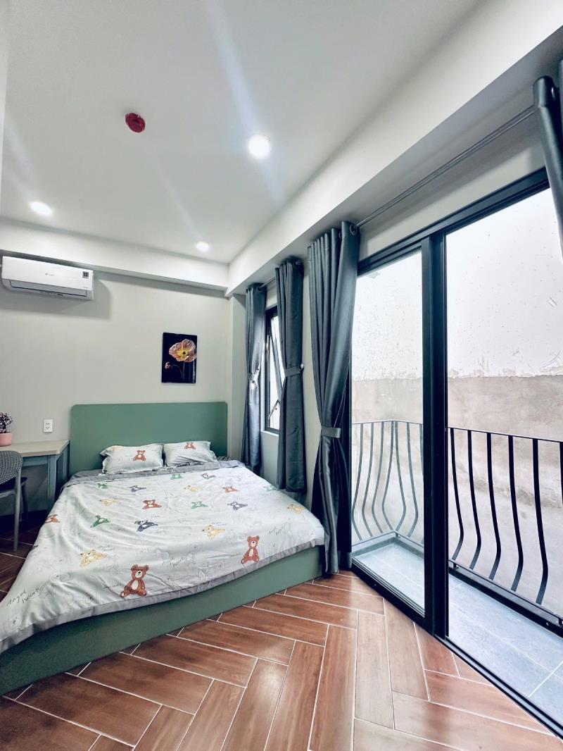 Căn hộ ban công lớn - máy giặt riêng - xa bếp - full nội thất cao cấp ở bùi đình tuý, bình thạnh gần hàng xanh, uef hiu hutech, giáp quận 1