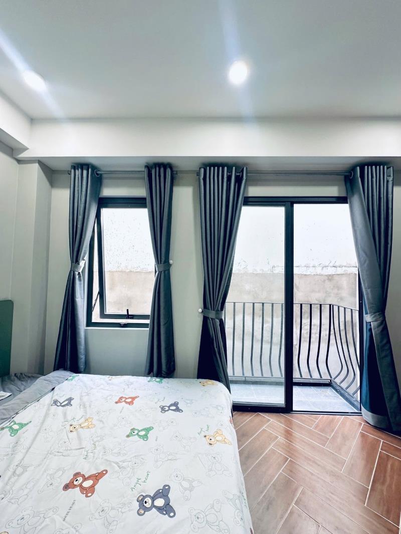 Căn hộ ban công lớn - máy giặt riêng - xa bếp - full nội thất cao cấp ở bùi đình tuý, bình thạnh gần hàng xanh, uef hiu hutech, giáp quận 1 - Ảnh 3