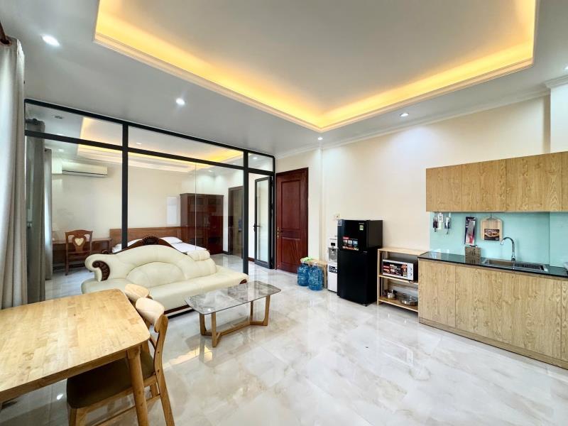 Thuê ngay căn hộ 50m2 cửa sổ lớn tách bếp thoáng ngay sát q1 thuận tiện di chuyển an ninh cao - Ảnh 3