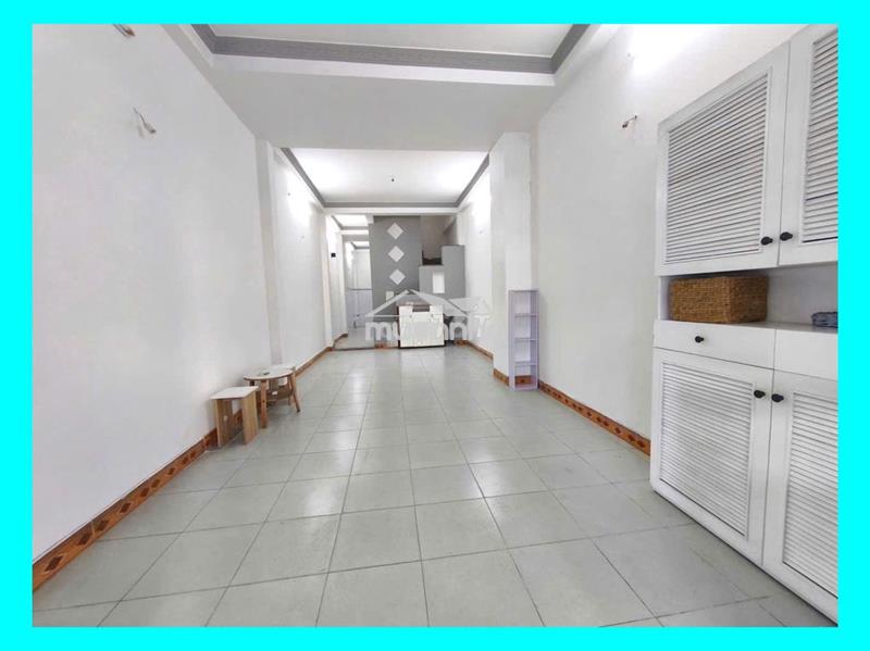 Mặt tiền kinh doanh bùi quang là 60m2 1 trệt 2 lầu sân thượng 5 pn
