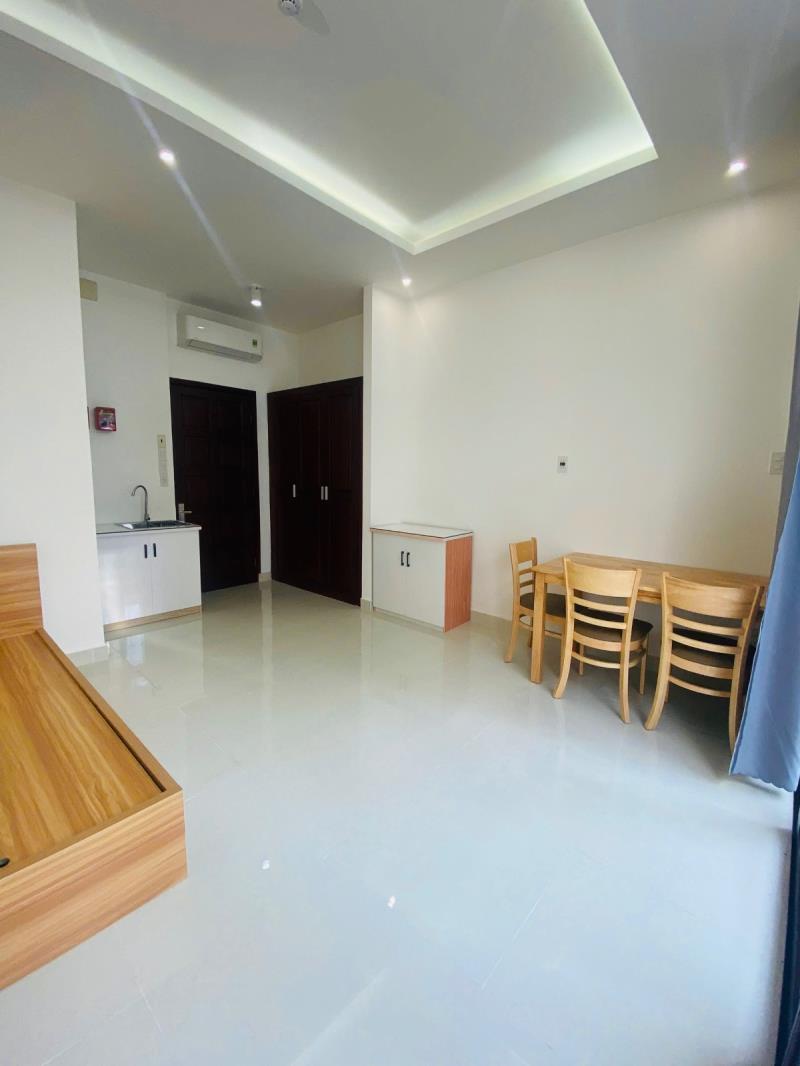Thuê ngay căn hộ ban công đón nắng 35m2 full nội thất máy giặt riêng mới 100% ngay nguyễn thượng hiền gần khu phan xích long giáp quận 1,3 - Ảnh 2