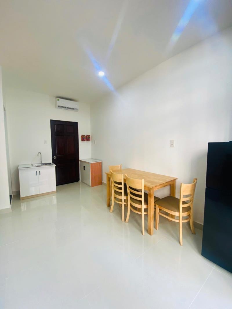 Thuê ngay căn hộ ban công đón nắng 35m2 full nội thất máy giặt riêng mới 100% ngay nguyễn thượng hiền gần khu phan xích long giáp quận 1,3 - Ảnh 3