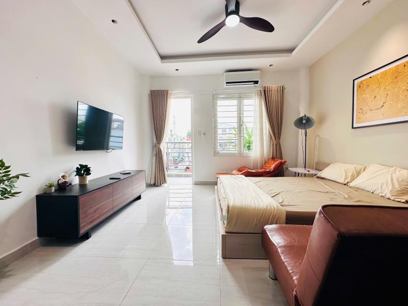 Thuê ngay căn hộ ban công rộng thoáng 40m2 ngay chợ bà chiểu sát q1 - an ninh cao - thuận tiện di chuyển