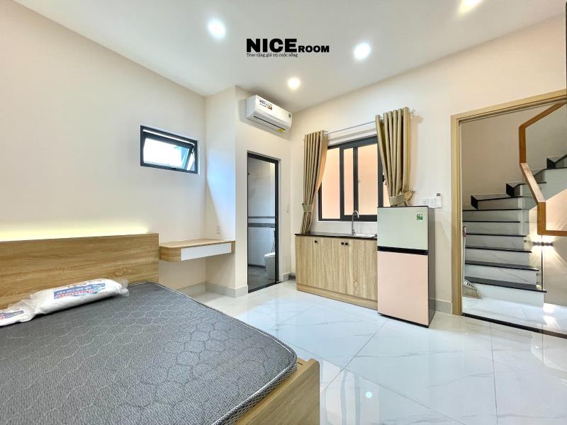 Phòng ban công rộng full nội thất đường võ duy ninh bình thạnh, sát bên q1 - gần hutech, ftu, tđt