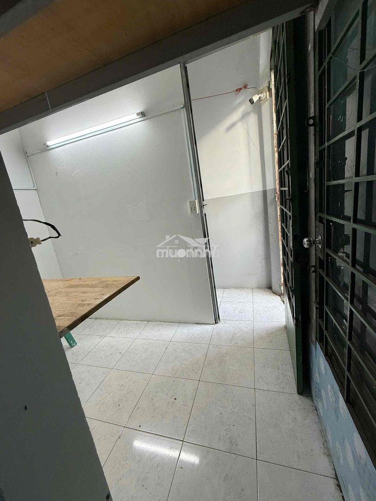 Phòng trọ sinh viên giá rẻ quận gò vấp đường lê lai - Ảnh 3