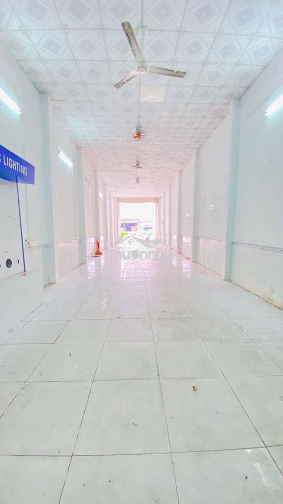 Cho thuê nhà 750 m2 mặt tiền nguyễn văn linh 22 triệu