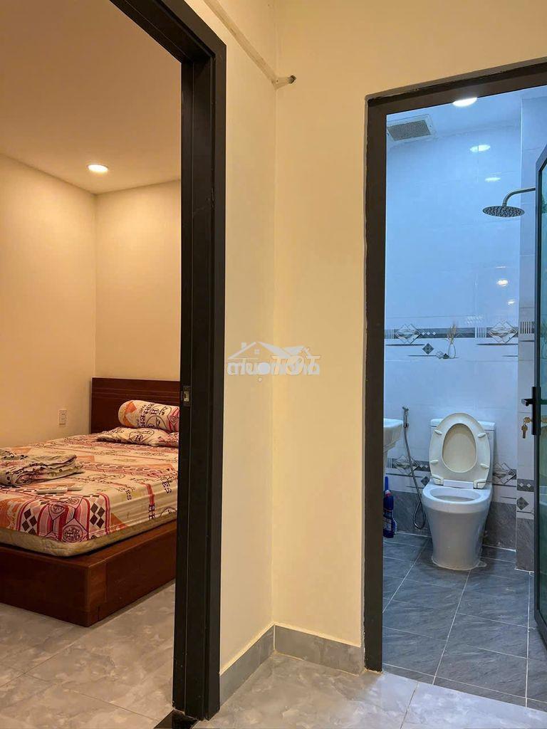 Cho thuê nhà nguyên căn hẻm lớn oto giá 8 triệu/tháng - Ảnh 2