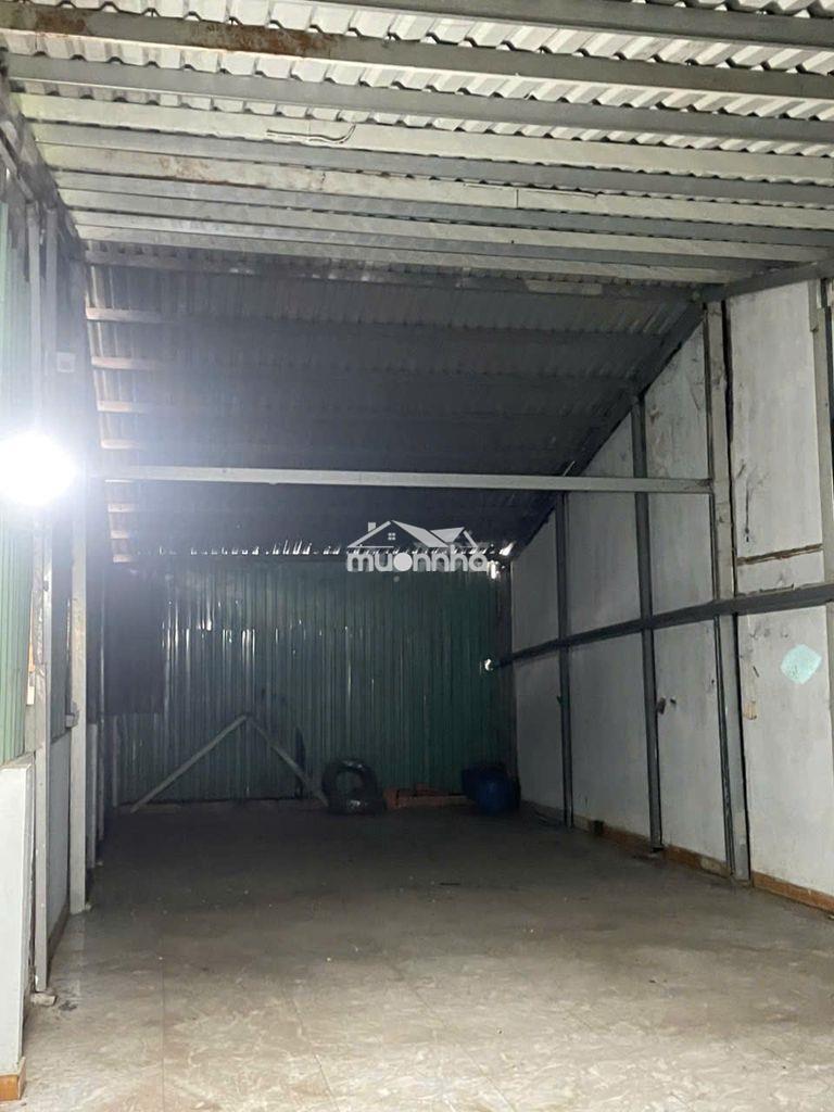 Cho thuê mb kho, 5 x 33m, giá 10tr
