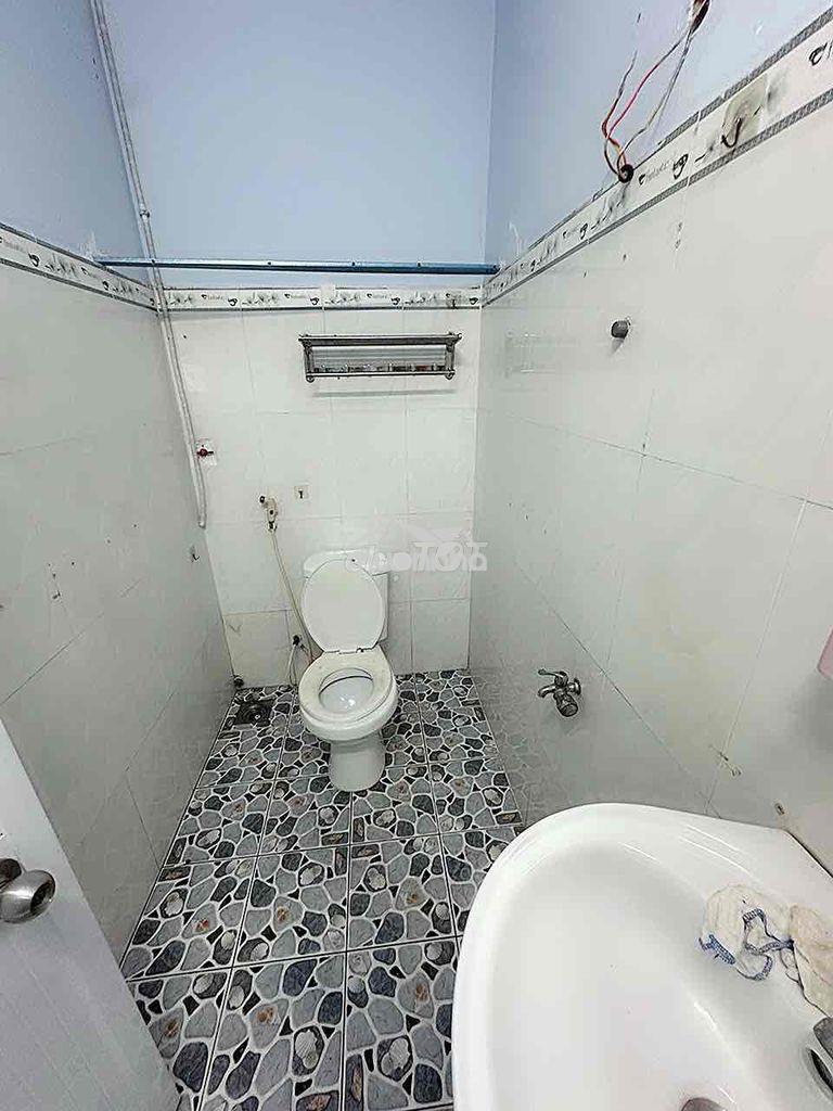 Nhà rẻ [ 4 x 16] cấp 4 ( 2pn,1wc) hẻm 5m thông ,lê đình cẩn ,bình tân - Ảnh 4