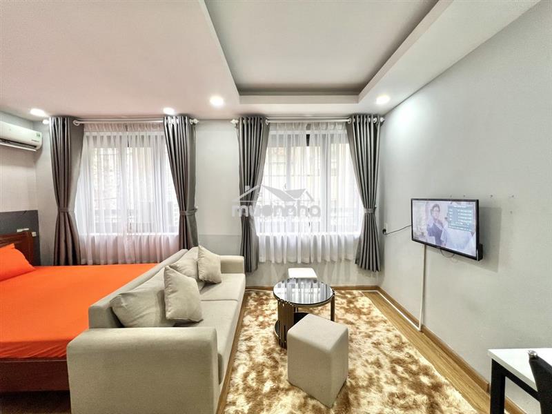 Ngay ngã 6 cộng hòa - studio full nội thất, cửa sổ đón nắng