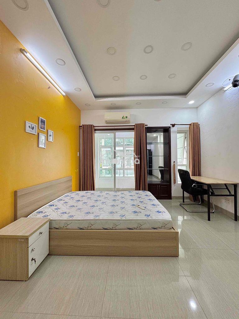 Cho thuê căn hộ balcony view landmark đi bộ ra metro văn thánh - Ảnh 2