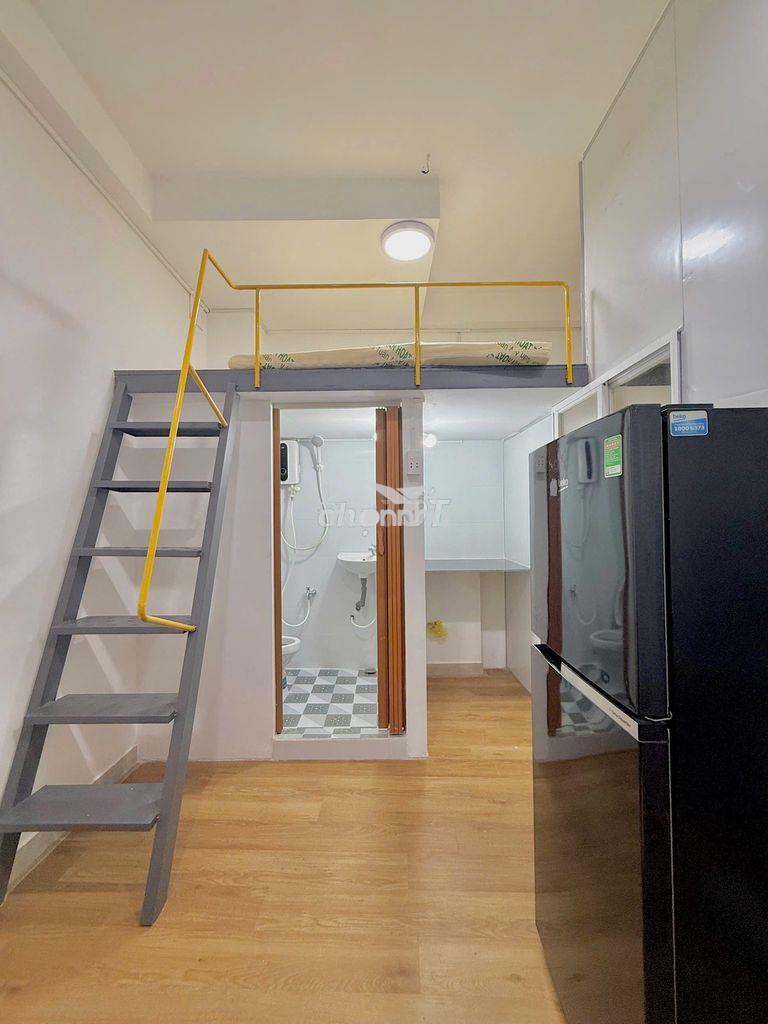 Phòng có cửa sổ hẻm 150 lý chính thắng p6 q3.
