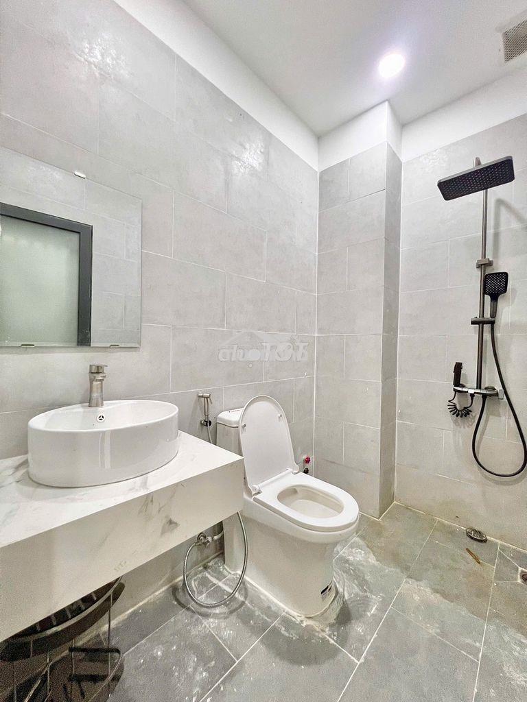 Chdv pn tách bếp nội thất đầy đủ xây mới ban công lấy ánh sáng trời - Ảnh 3