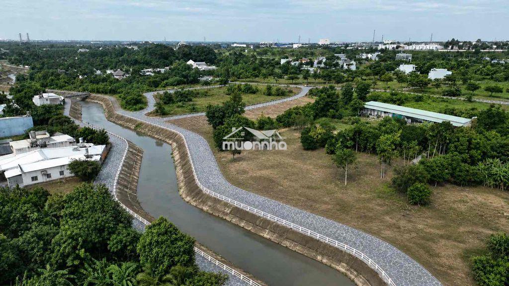Bán 1000m2,giáp sông suốicách mekong resort 1km-cách cầu đn2 chỉ 2.5km - Ảnh 2