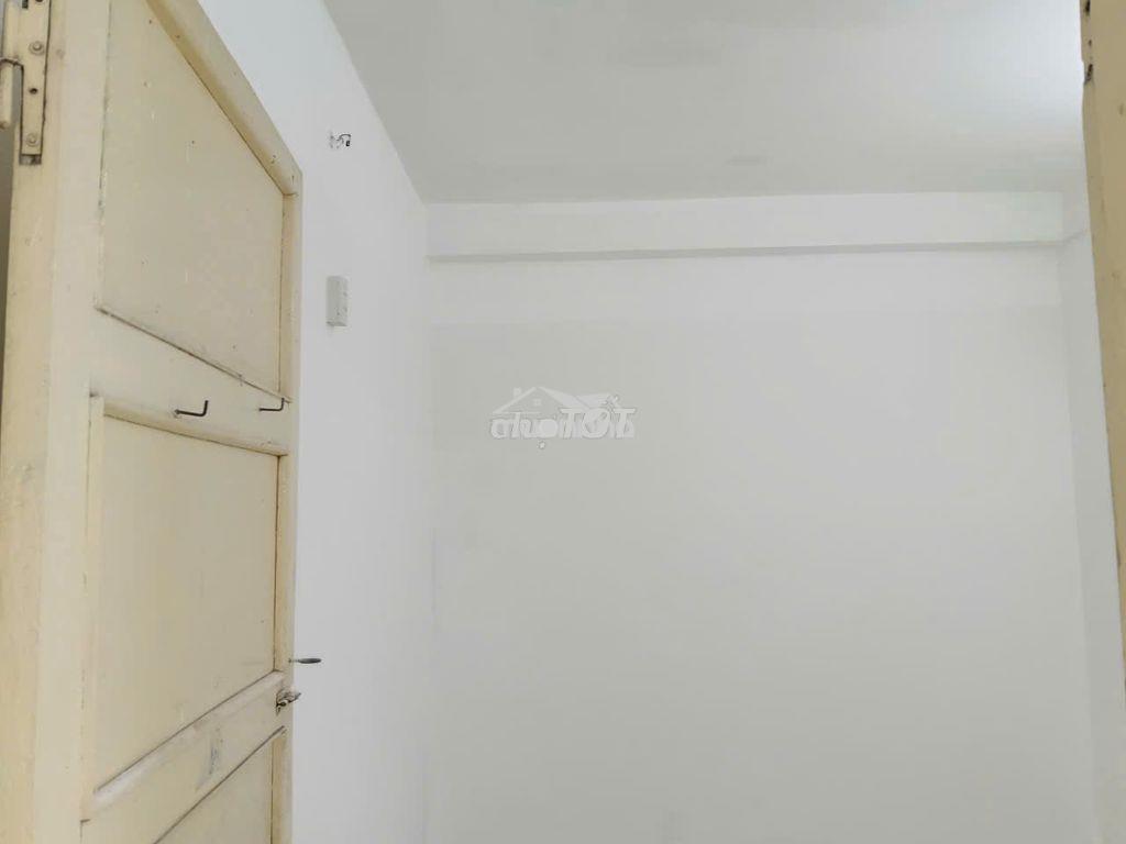Cần bán gấp căn chung cư gần chợ, trường học, khu tấp nập an ninh - 3