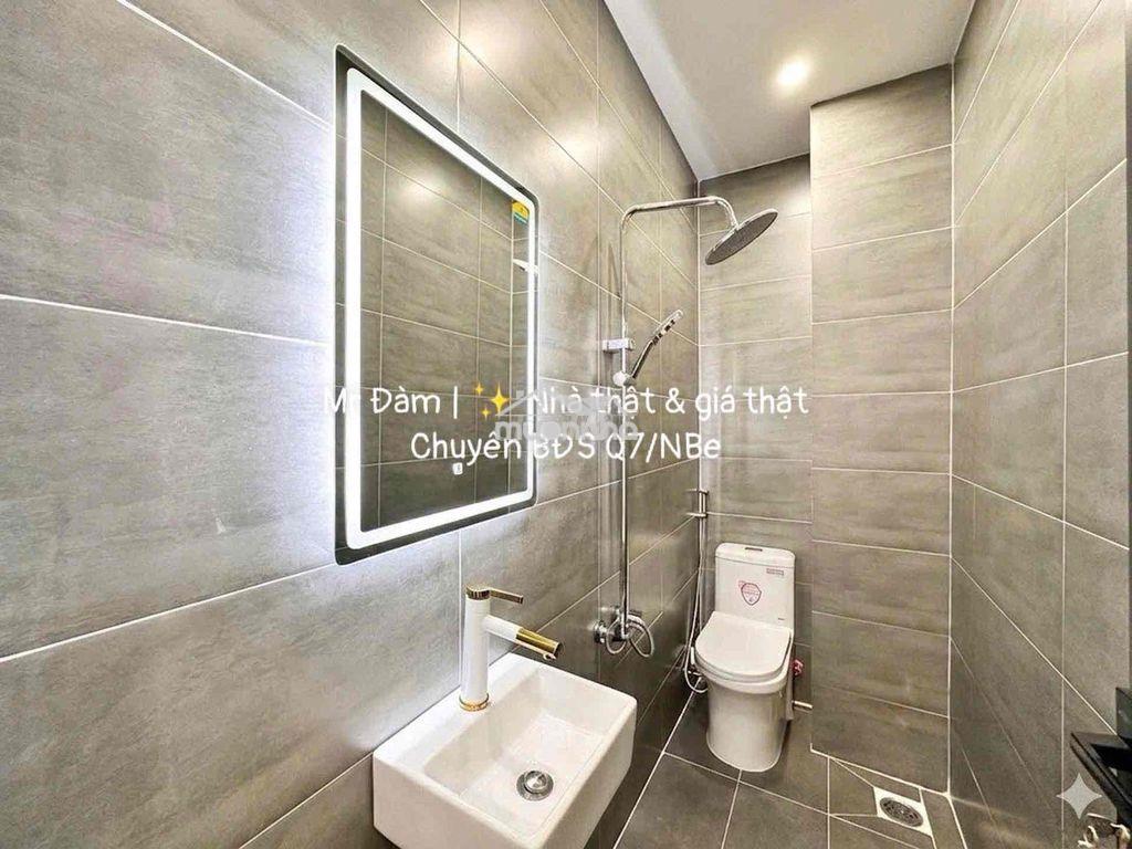 Nhà 4 tầng sân thượng – 4pn – xe hơi tới nhà – sát q7 - 4
