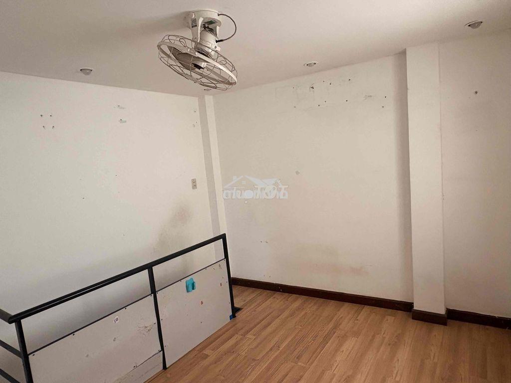 Nhà cho thuê cách trường đại học nguyễn tất thành 200 mét - Ảnh 4