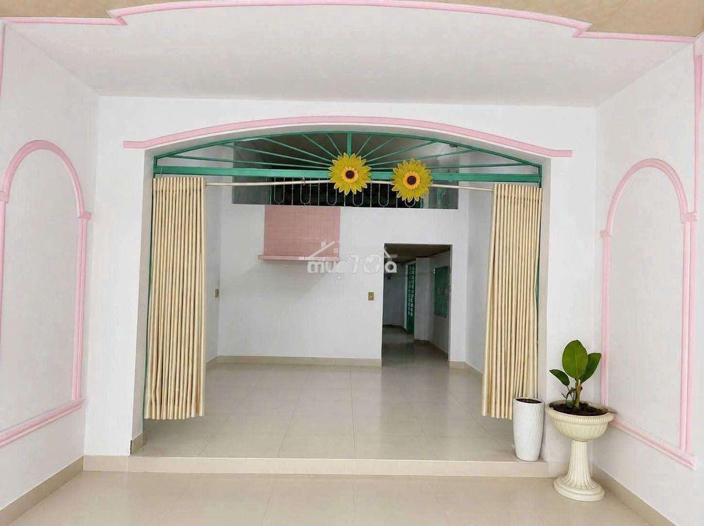 Cho thuê nhà c4 nguyên căn 01pn ,gác suốt ngăn 2p ngủ- p.tân hưng q7 - Ảnh 3