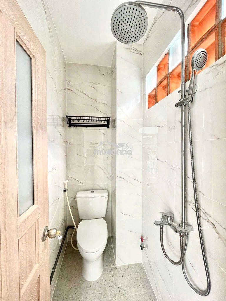 Ngô tất tố hẻm nhựa gần mặt tiền, 5pn, 5wc giá 35tr - Ảnh 3