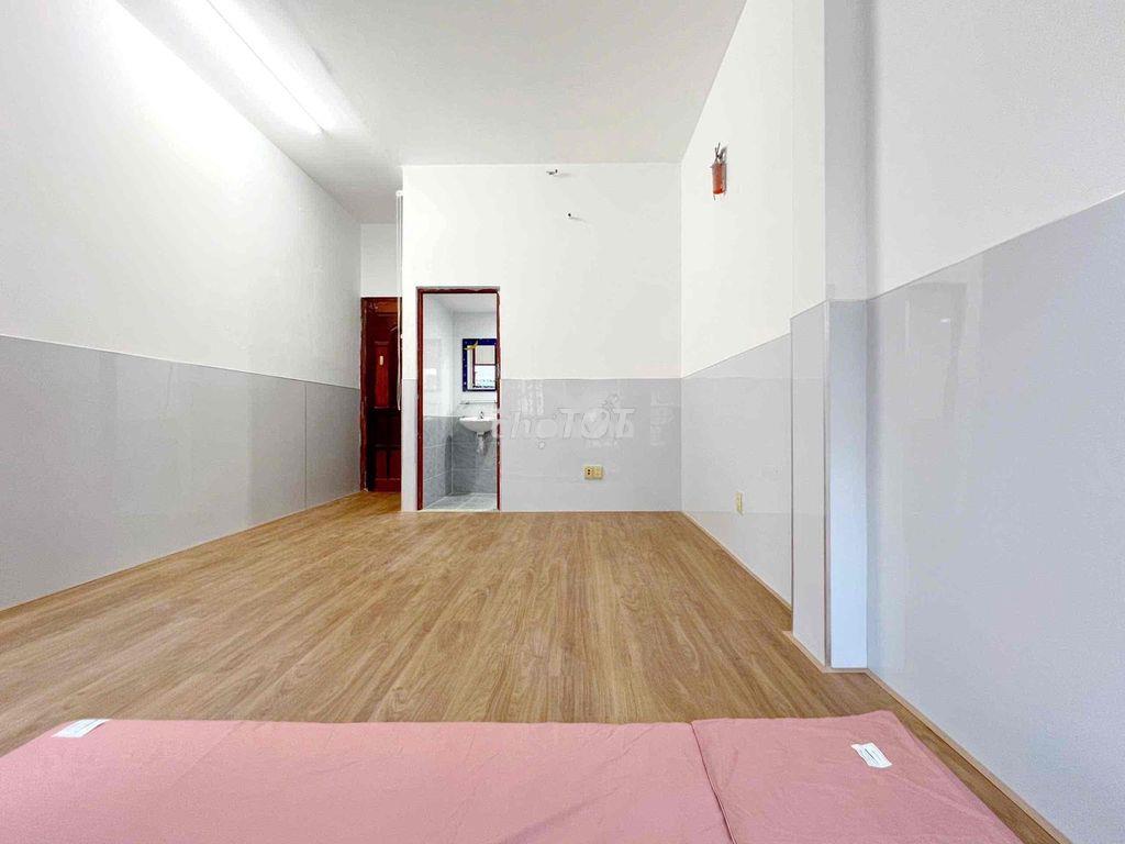 Phòng studio 30m2 , ban công thoáng, gần vaa , sân bay - 3