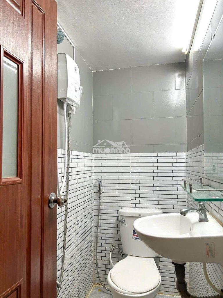 Phòng thoáng đẹp mới xây gần bến xe quận 8 - 3