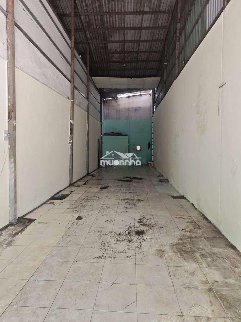 Nhà 5 x 22m có sẵn điện 3 pha