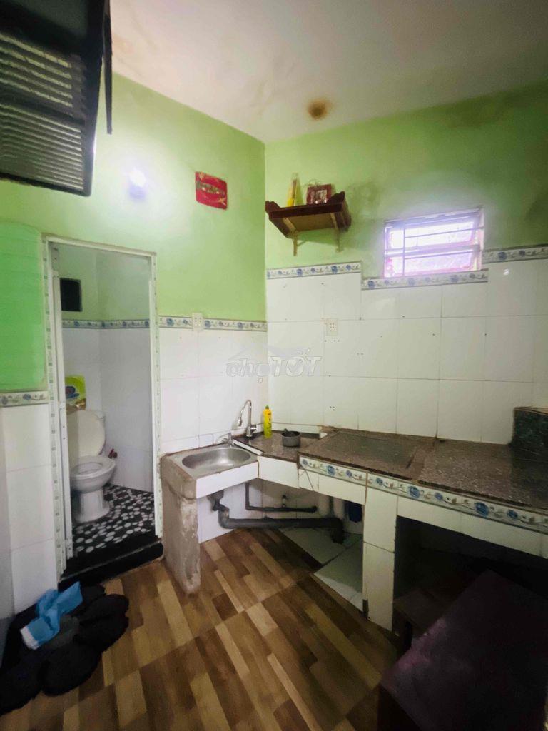 Nhà sổ chung lầu trệt 2pn 2wc đường 4m gần ngã tư bình trị - 4